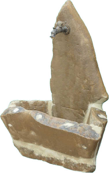 7° esempio di pozzo realizzata da Green Garden Pesaro 5° esempio di fontana realizzata da Green Garden Pesaro